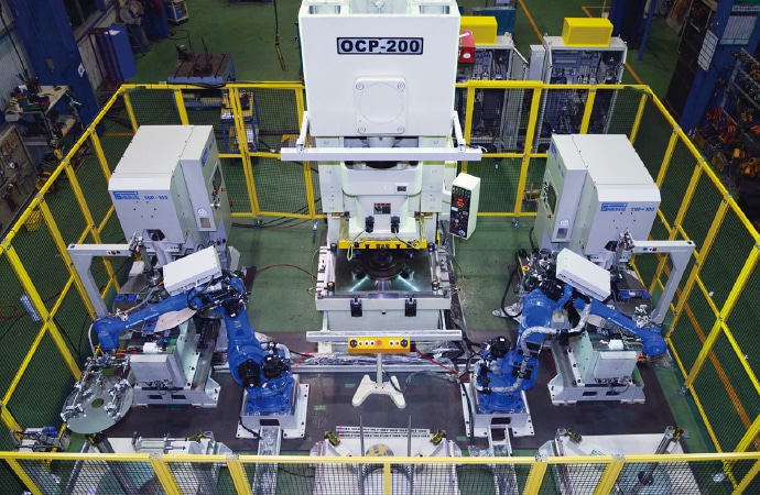 自動生産ラインを可能にする 多関節ロボット活用